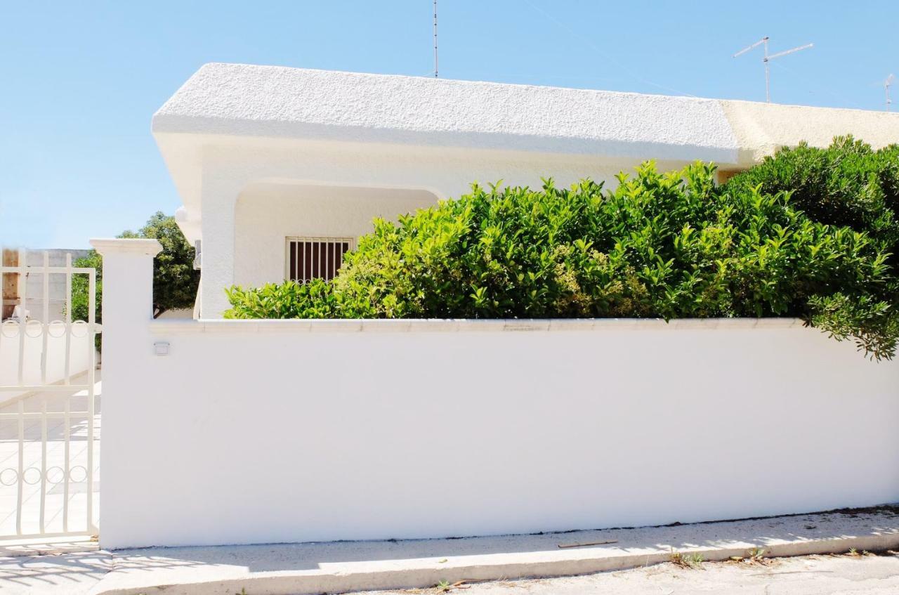 Villa Vegas Porto Cesareo Exteriör bild
